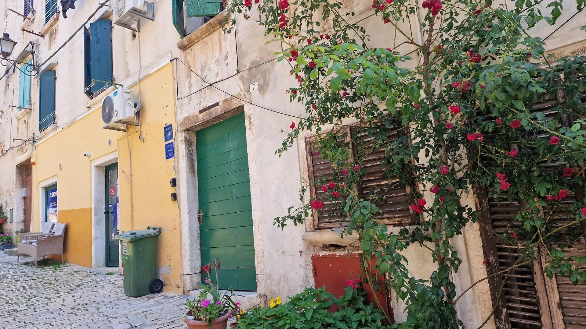 Seven - Two-Bedroom Apartment Rovinj Kroatien