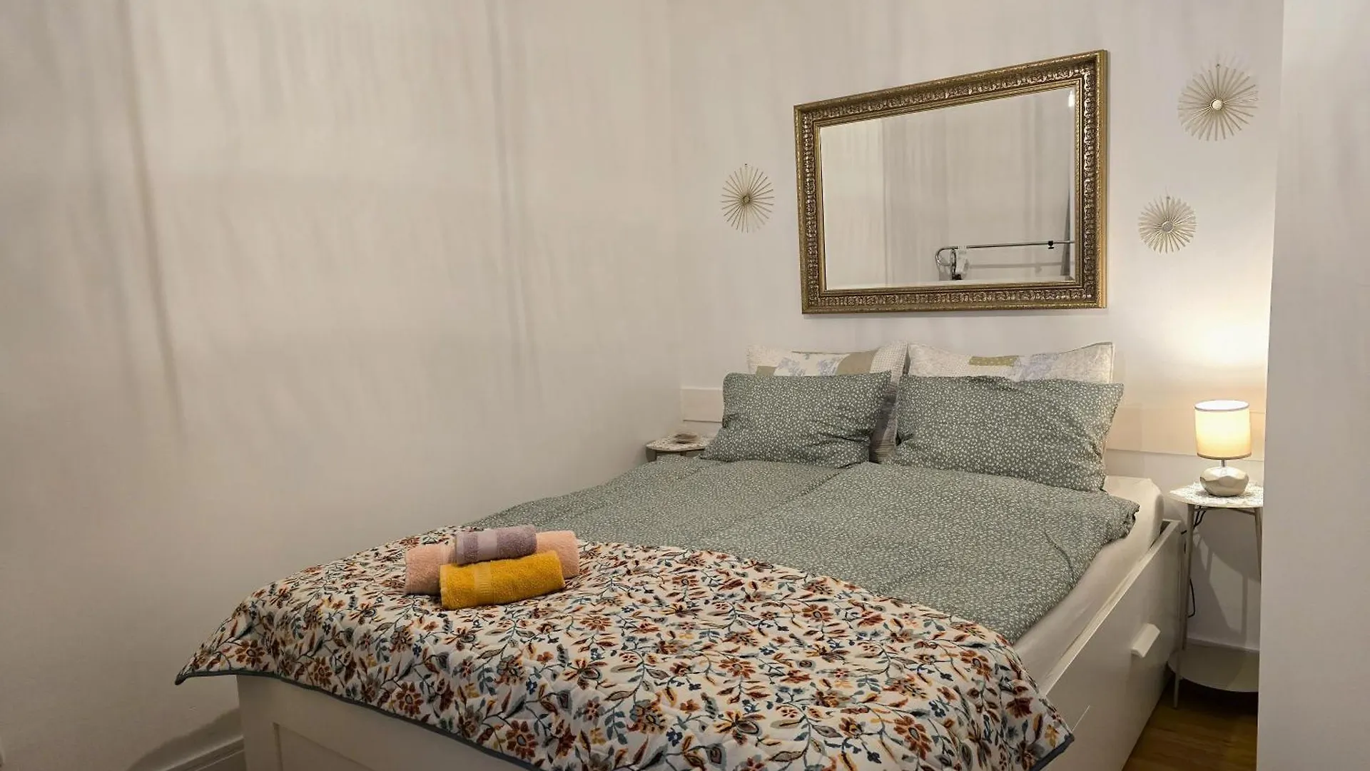 Seven - Two-Bedroom Apartment Rovinj