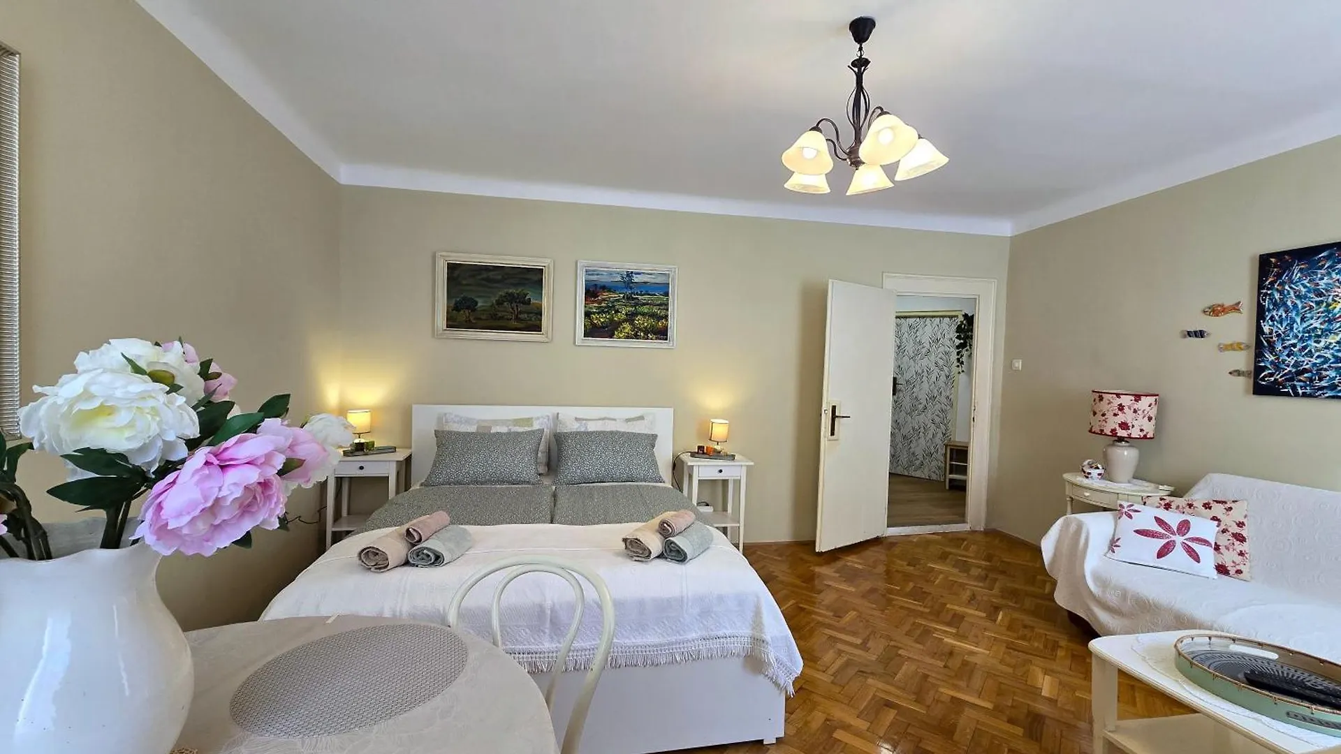 Seven - Two-Bedroom Apartment Rovinj 0*,  Kroatien